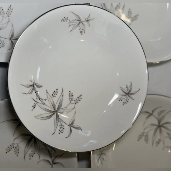 HUTSCHENRUTHER ARZBERG BAVARIA GERMANY FERNDALE Lot Of 5 Salad Plates 7.5" - Picture 2 of 5